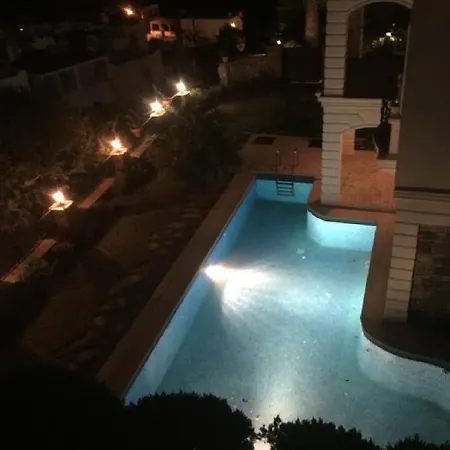 Ruzgar 4bed Tilkicik Cd. فيلة